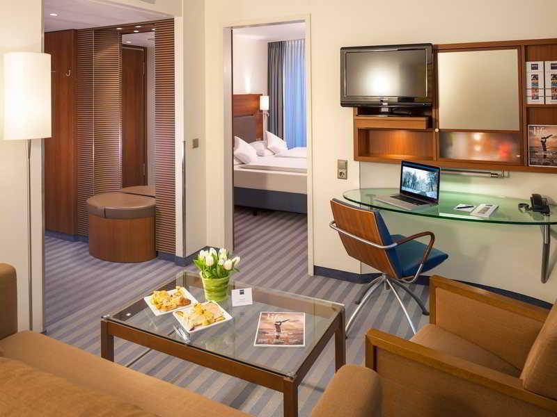 Mercure Hotel Muenchen Airport Фрайзінг Екстер'єр фото